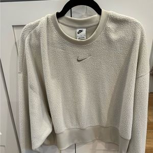 Nike sweatshirt New without Tags M